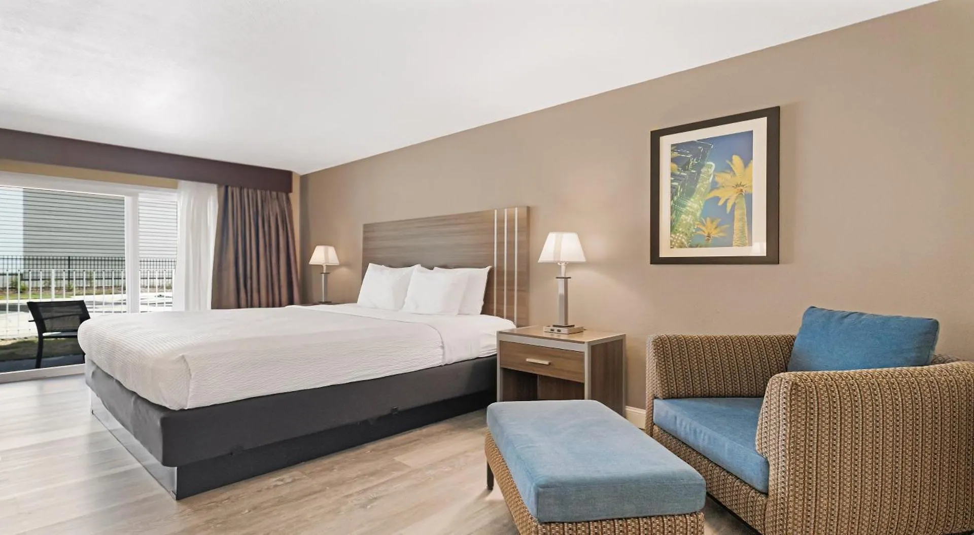 Surestay Plus Hotel By Best Western Sacramento North