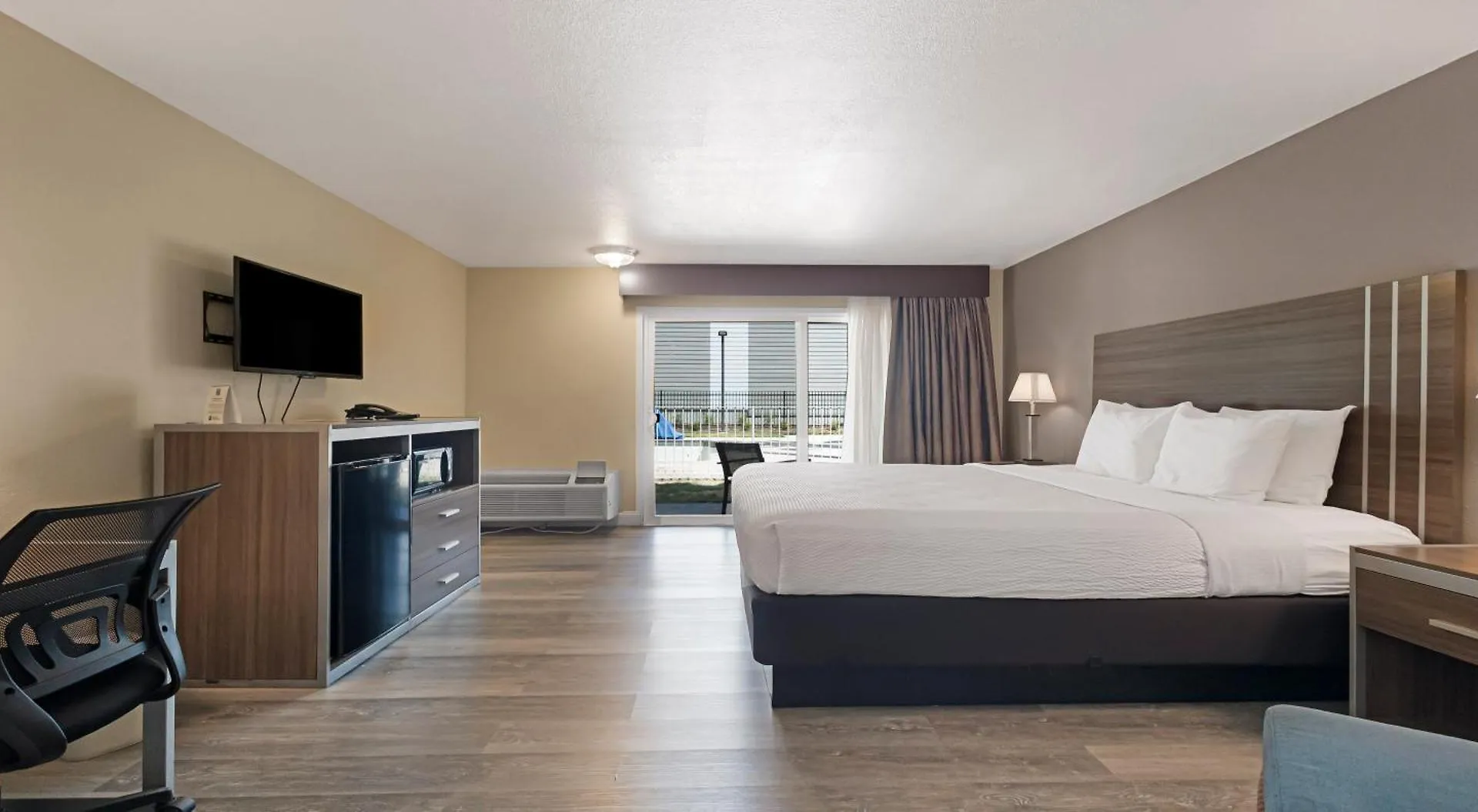 Surestay Plus Hotel By Best Western Sacramento North