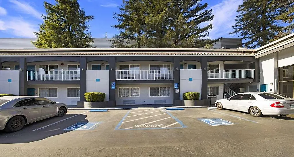 Surestay Plus Hotel By Best Western Sacramento North